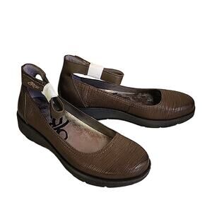 OTBT Scamper Dark Dune Leather Low Wedge Ankle Strap Shoes Womens Size 6 NEW